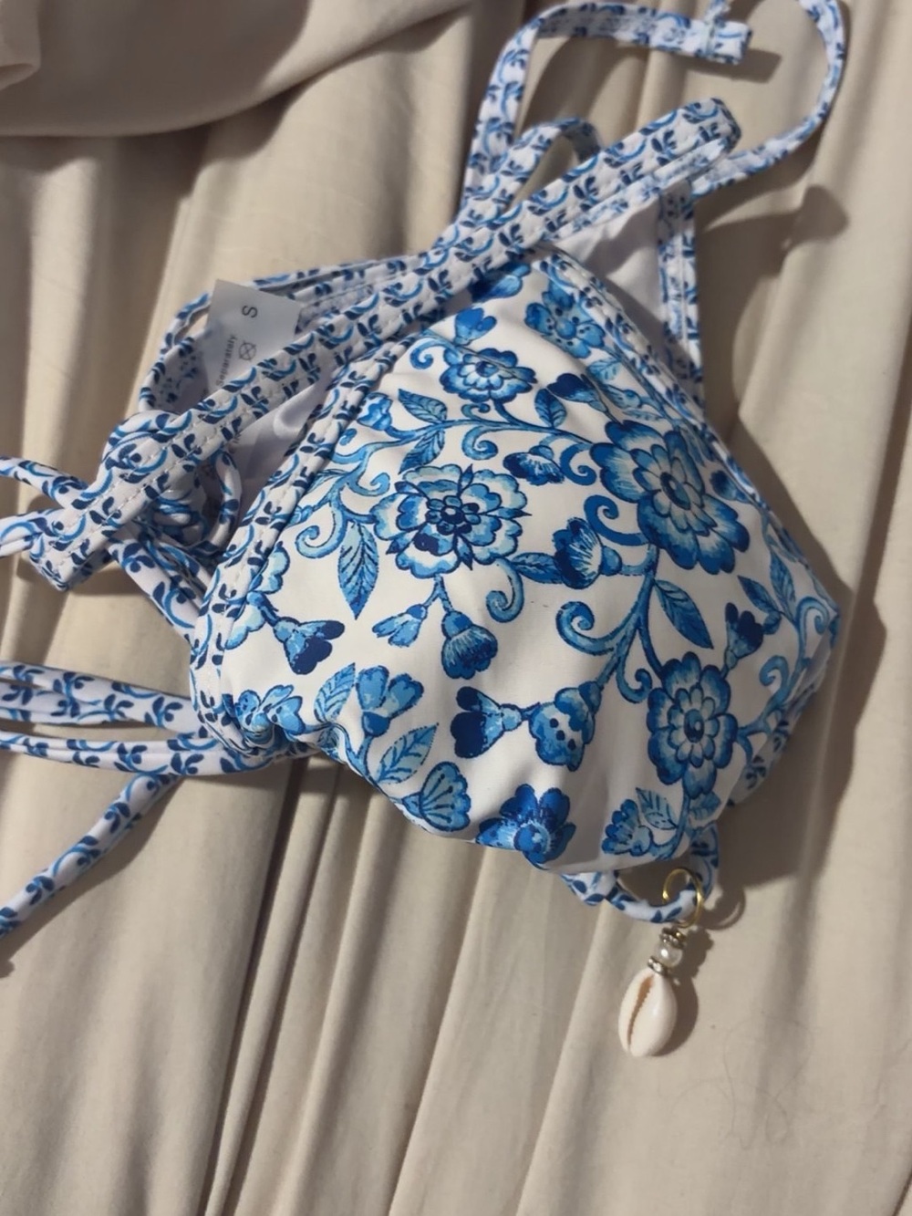 Source Unknown Blue Floral Bikini Top with Shell Charm